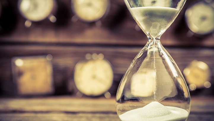The circular economy: an answer to the hourglass economy?